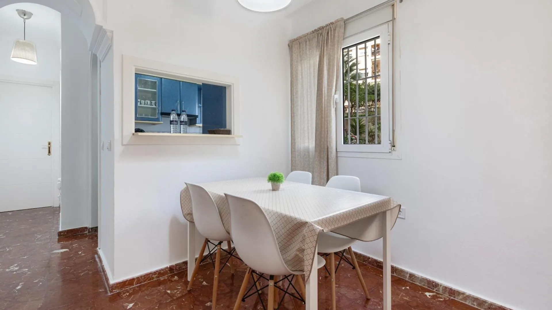 公寓 Apartamento Tropical 贝纳尔马德纳